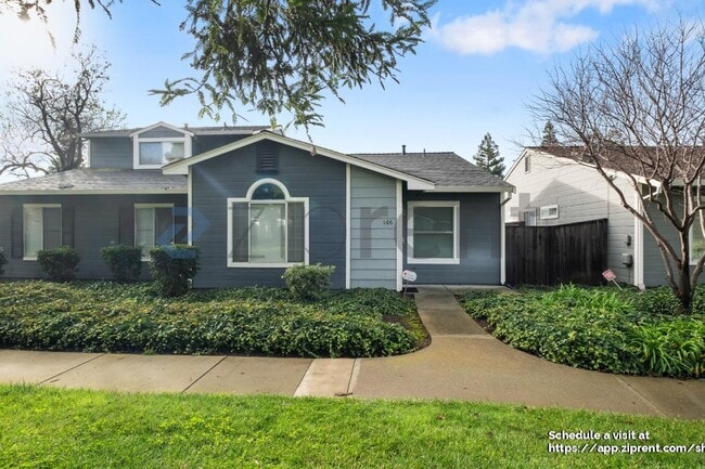 Building Photo - 106 Village Ct