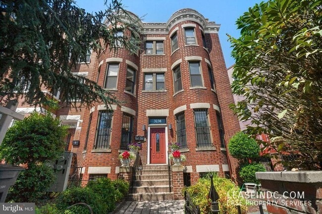 Primary Photo - 3238 13th St NW