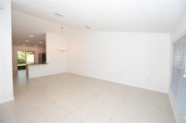 Building Photo - 121 Ullian Trail