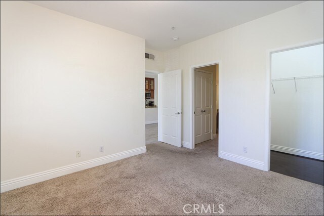 Building Photo - 22681 Oak Grove Dr