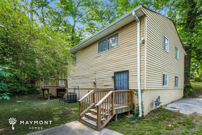 Building Photo - 2890 Jerome Rd