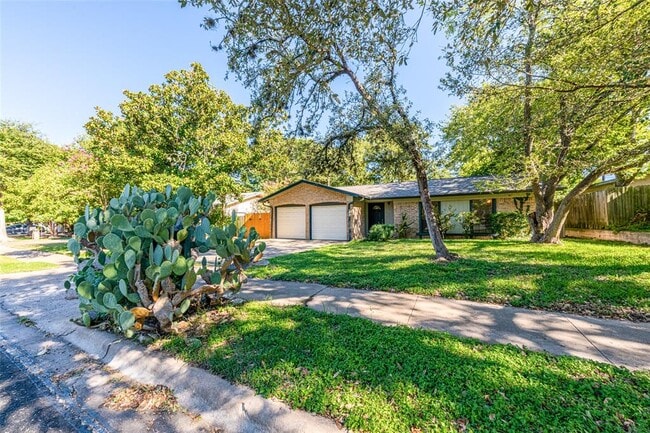 Building Photo - 7000 Whispering Oaks Dr