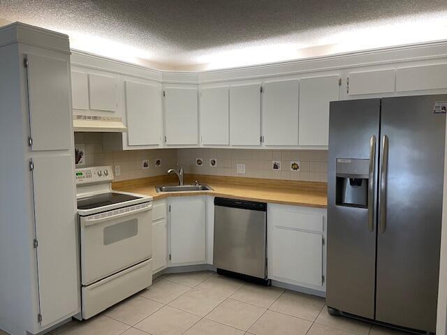 Building Photo - 204 Foxtail Dr