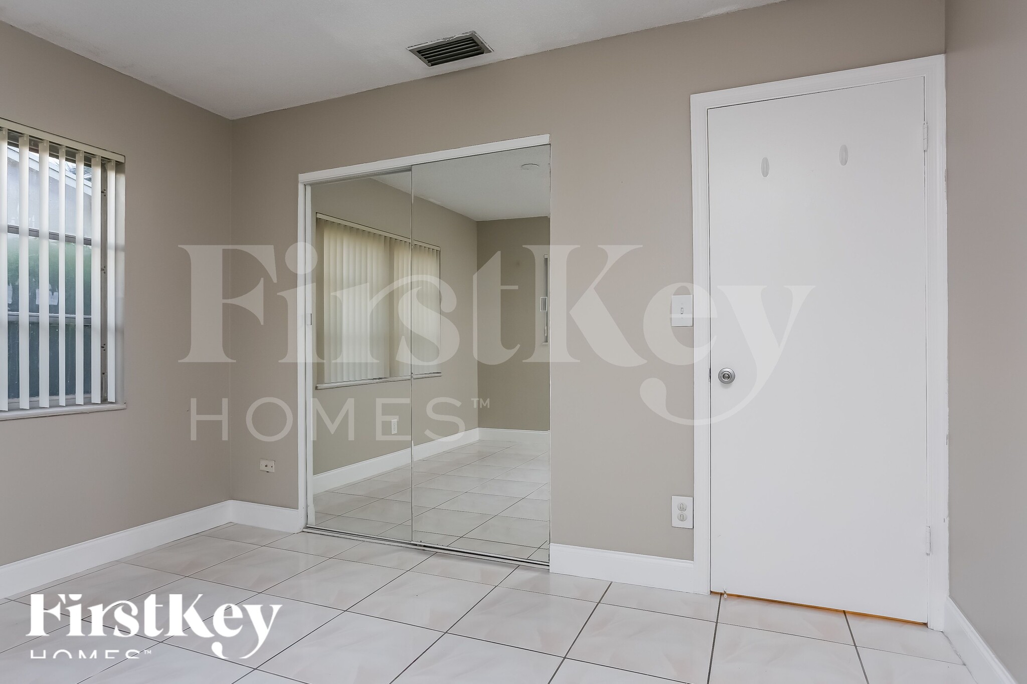 Building Photo - 3166 NW 69th Ct