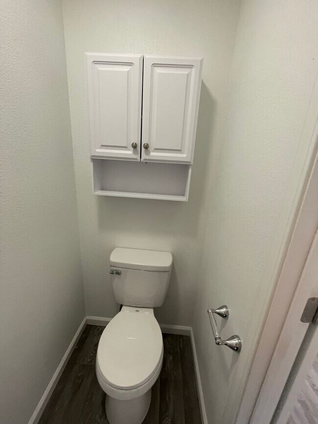 Building Photo - Townhomes Now Available in Strafford MO!