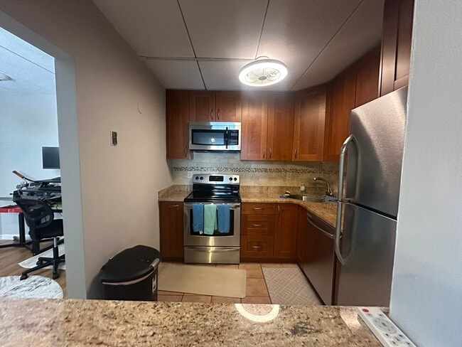 Building Photo - 40 High St