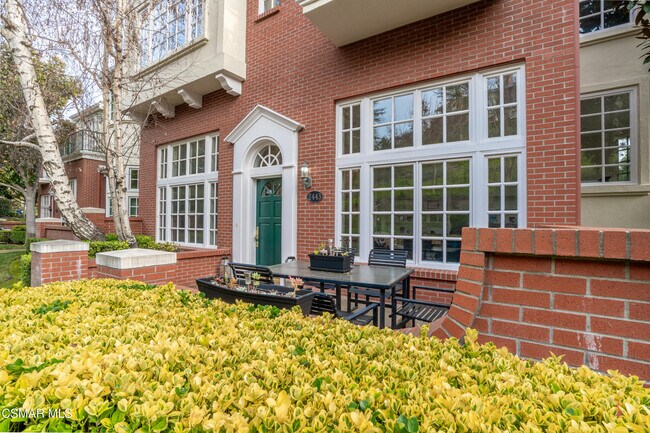 Building Photo - 2443 Swanfield Ct