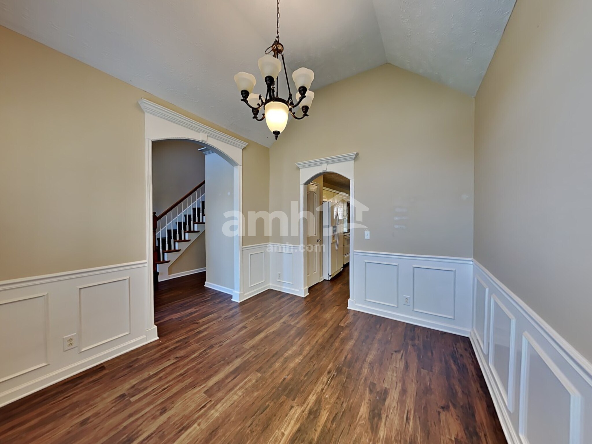 Building Photo - 2519 Claymore Run