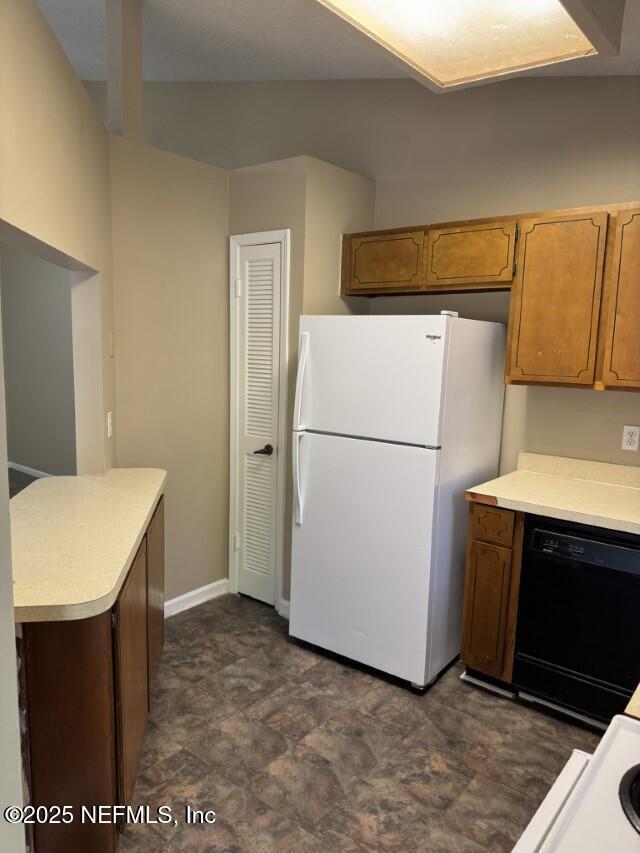 Building Photo - 2654 Hidden Village Dr