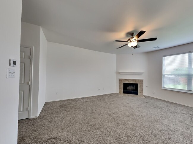 Building Photo - MOVE IN READY NOW IN KELLER ISD!