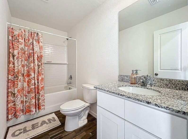 Building Photo - 17209 Sabrina Cir