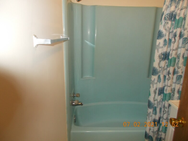 Building Photo - 3260 McCoy Rd