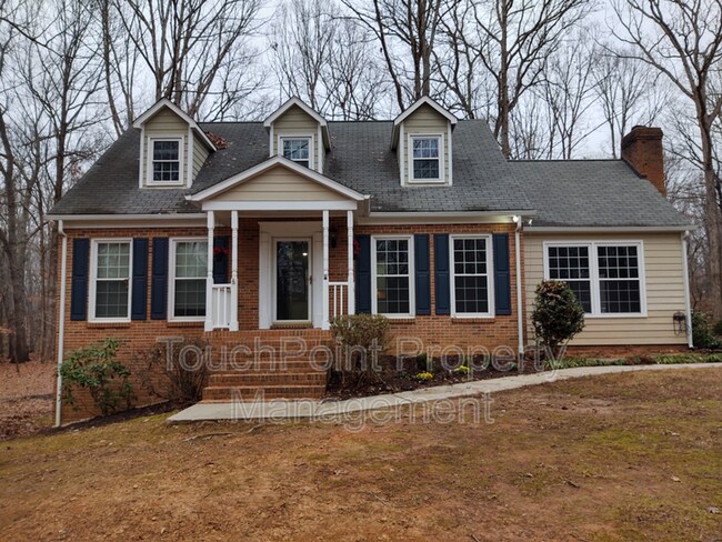 Primary Photo - 224 Raintree Dr