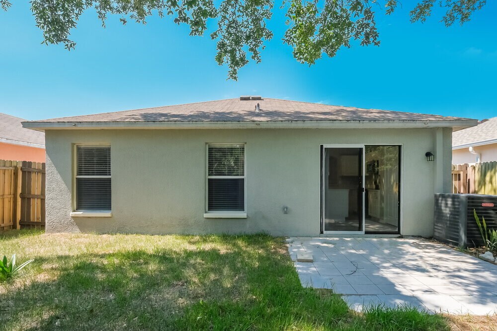 Building Photo - 8501 Quarter Horse Dr