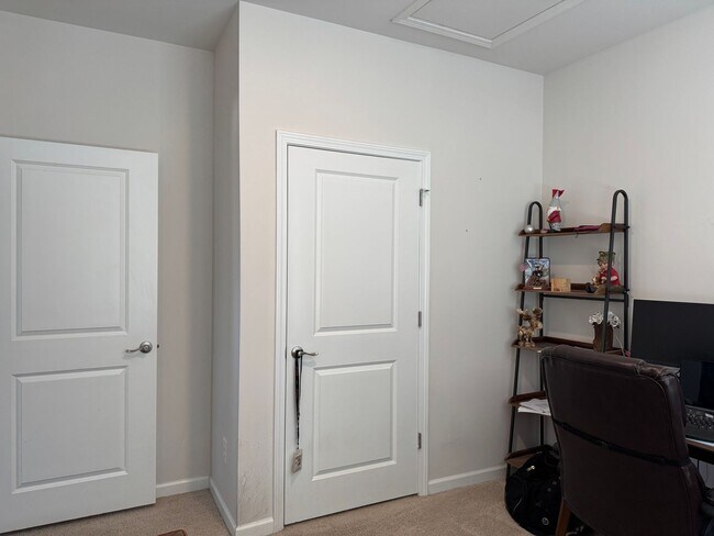 Building Photo - Near New home at Bayberry Park in Carolina Colours