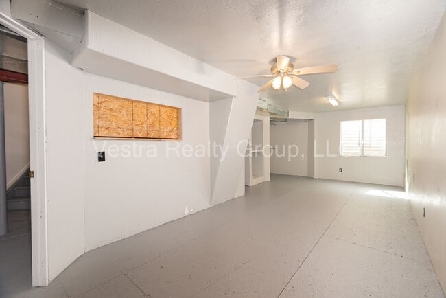 Building Photo - 5369 S Riviera Ln