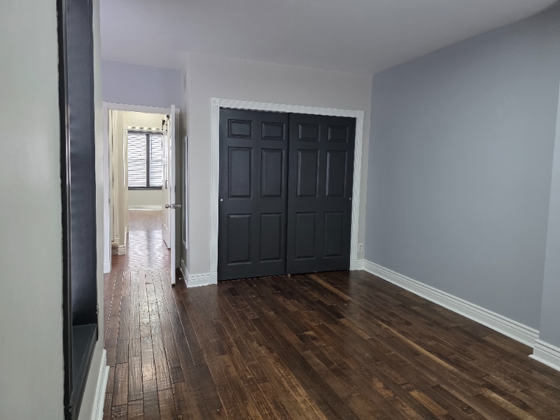 Building Photo - 116 E 27th St