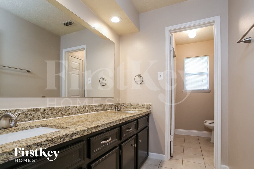 Building Photo - 4754 Hickory Downs Dr