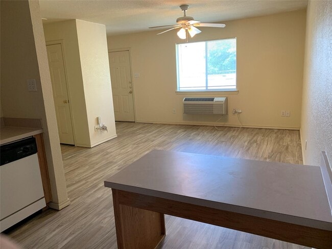 Building Photo - Eagle Place Apartments