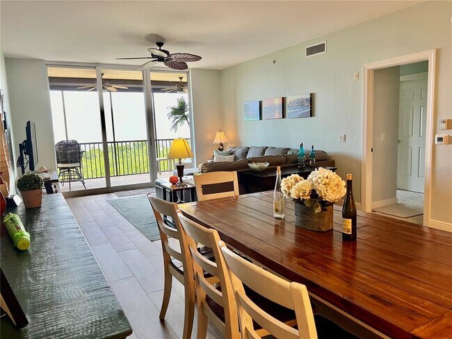 Building Photo - 3321 Sunset Key Cir