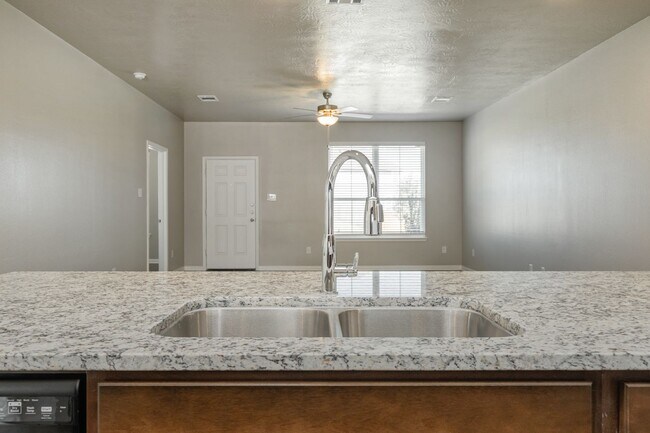 Building Photo - 2039 Vintage Farms Wy