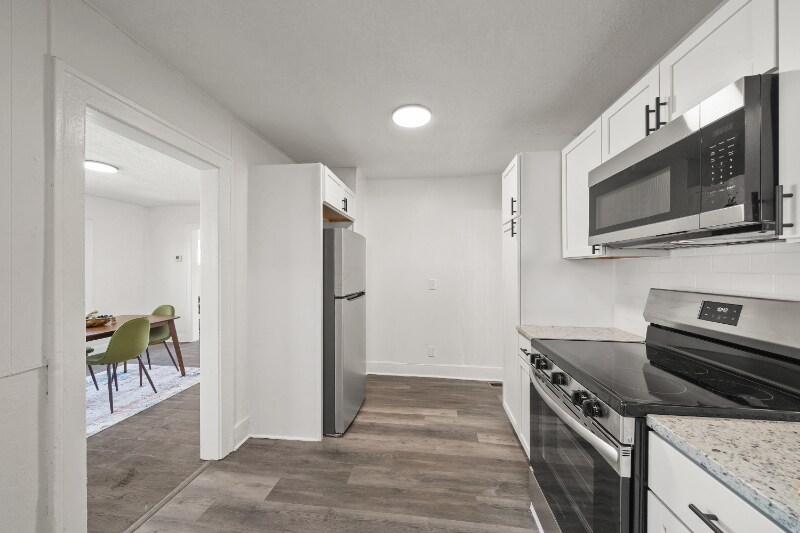 Building Photo - 5332 Highland Ave