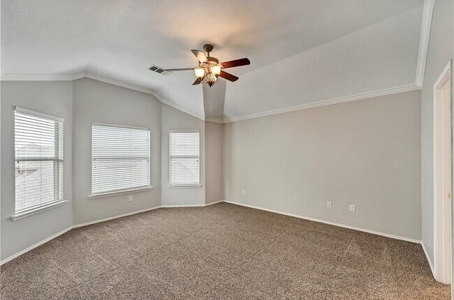 Building Photo - 10020 Chadbourne Rd