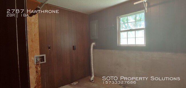 Building Photo - 2BD/1BA Duplex near Arena Park