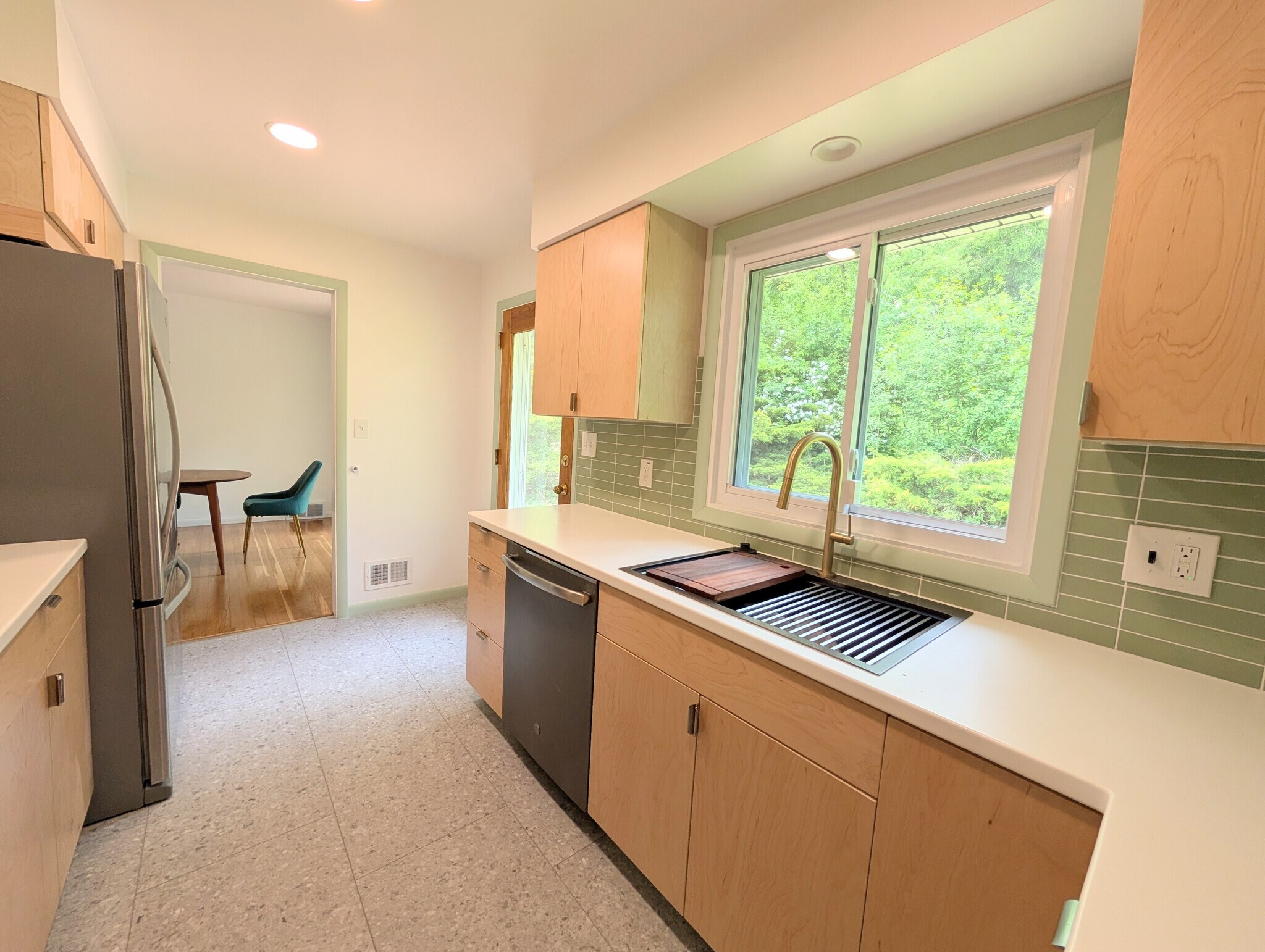 Building Photo - 106 Maruth Dr