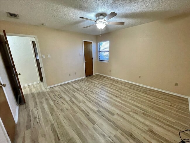 Building Photo - 706 Heritage Trail