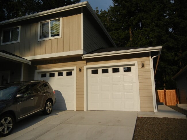 Primary Photo - 6908 Liberty Ln