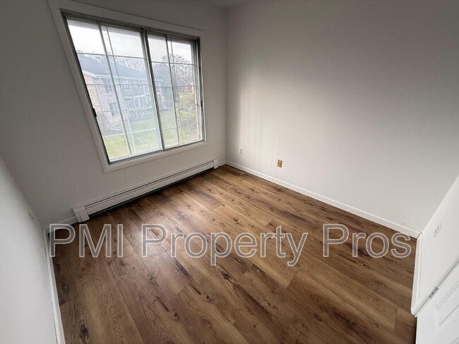 Building Photo - 139 Heidel Rd