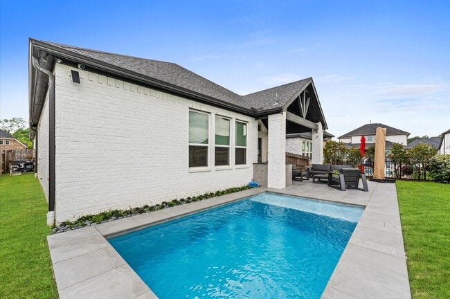 Building Photo - 9638 Birchwood Holw Trl