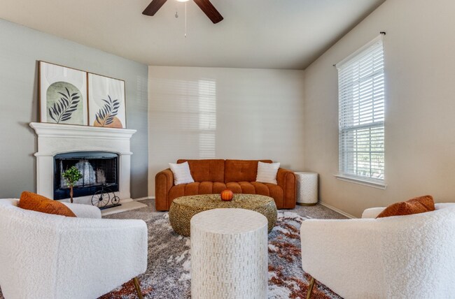 Building Photo - 322 Tribute Dr