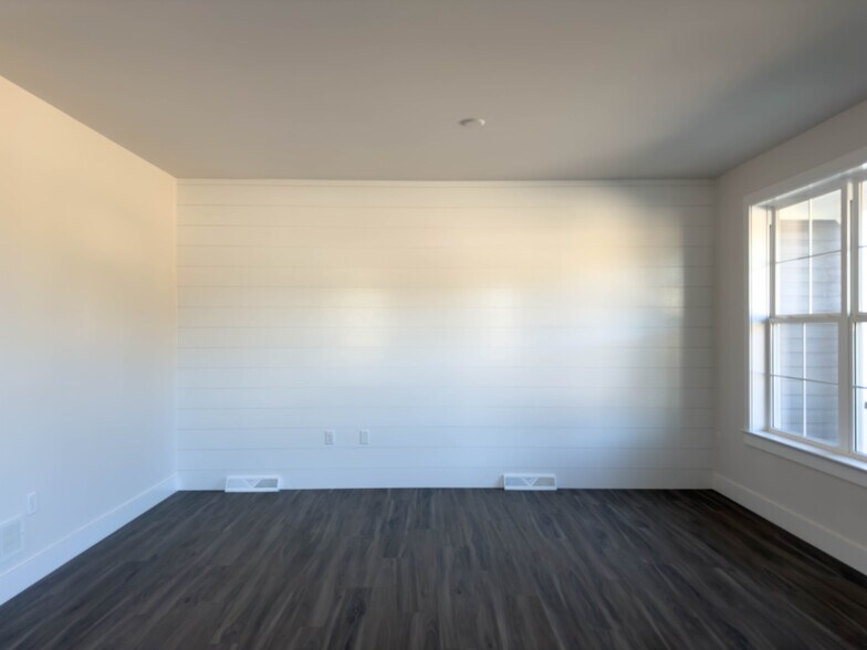 Building Photo - 218 Ringneck Cir
