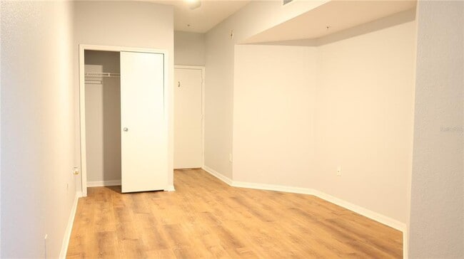 Building Photo - 501 S Moody Ave