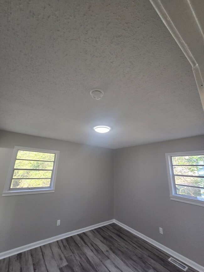 Building Photo - Beautiful Downtown Enterprise