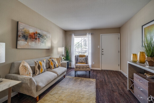 Interior Photo - Crossings at Berkley Square
