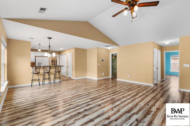 Building Photo - 824 White Fawn Dr