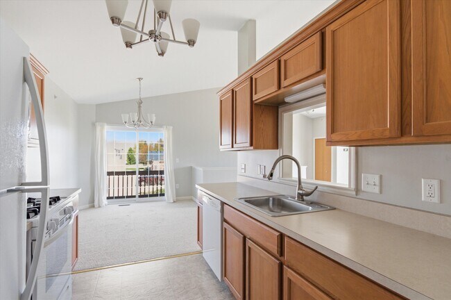 Building Photo - 1304 Riversedge Dr