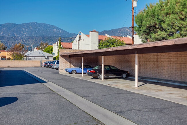 Building Photo - 1304 Mountain Ave