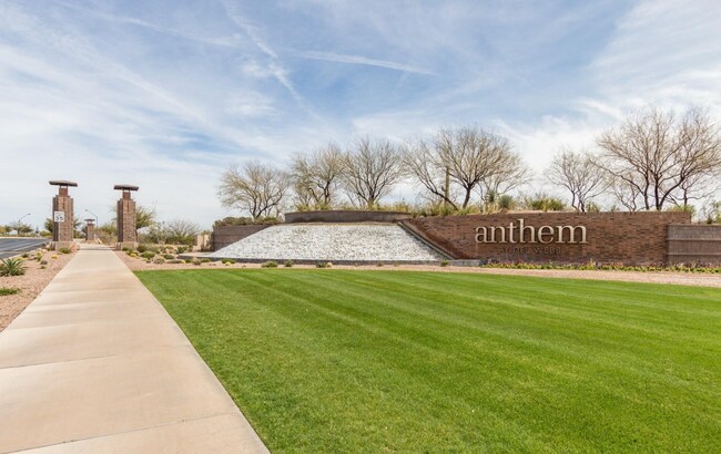Building Photo - 3417 N San Marin Dr