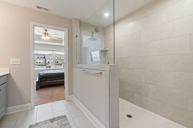 Building Photo - PARK FLEX STAYS - FULLY FURNISHED! Sunlit, Briar Chapel Retreat with Designer Finishes & Resort-S...