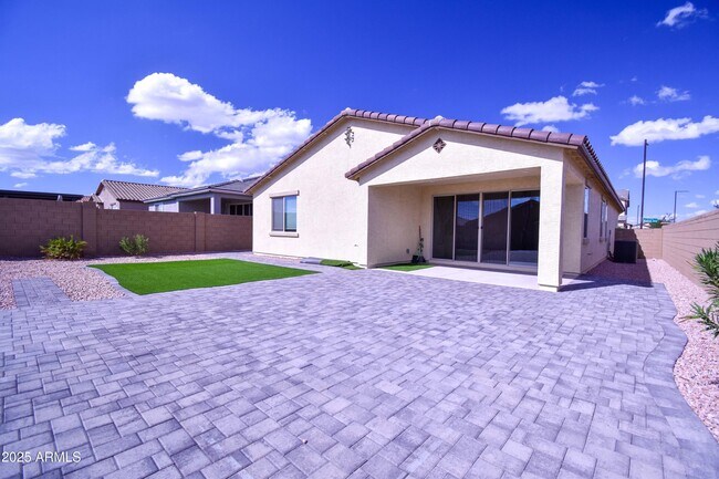 Building Photo - 19535 W Windsor Ave