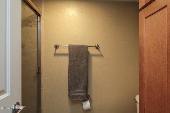 Building Photo - 6651 N Campbell Ave