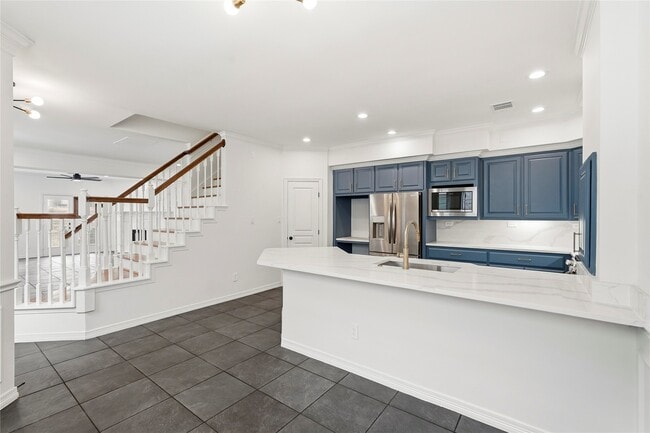 Building Photo - 1528 Birdsall St