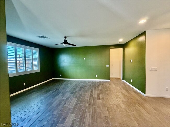 Building Photo - 1602 Morning Bell Ave