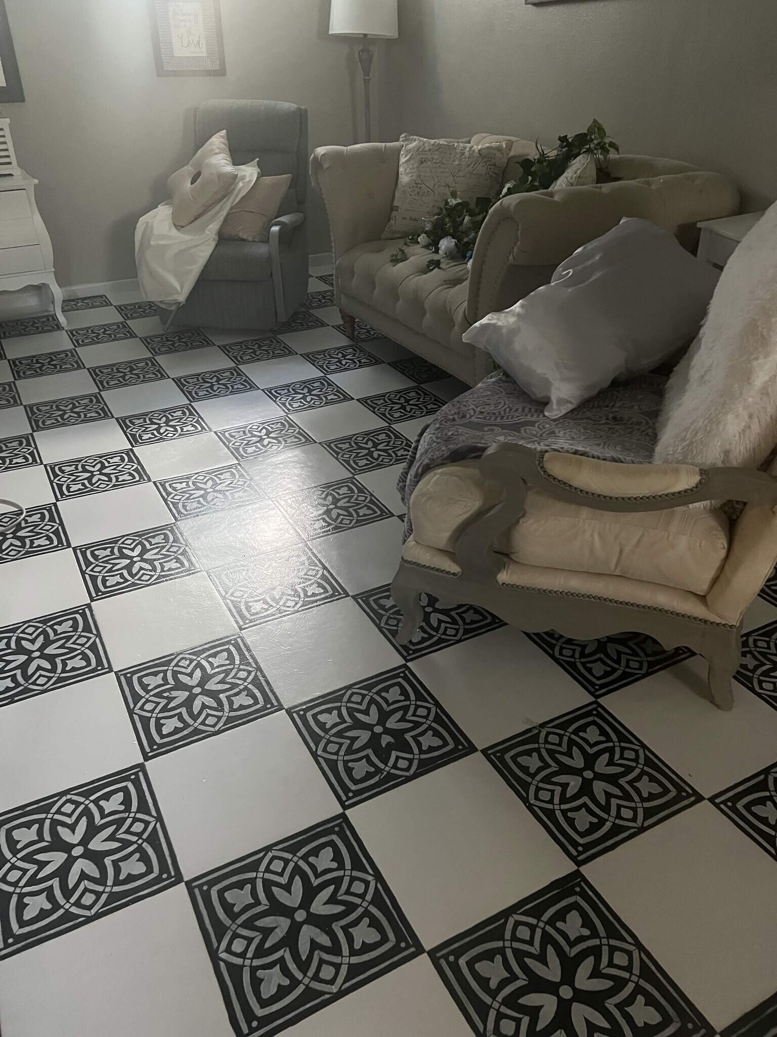 Building Photo - 5726 Lincoln Ave