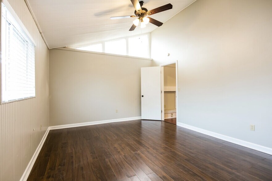 Building Photo - 1314 SE 16th St