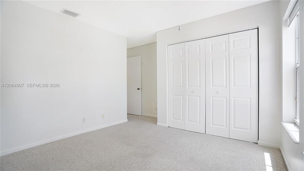 Building Photo - 1064 Cedar Falls Dr